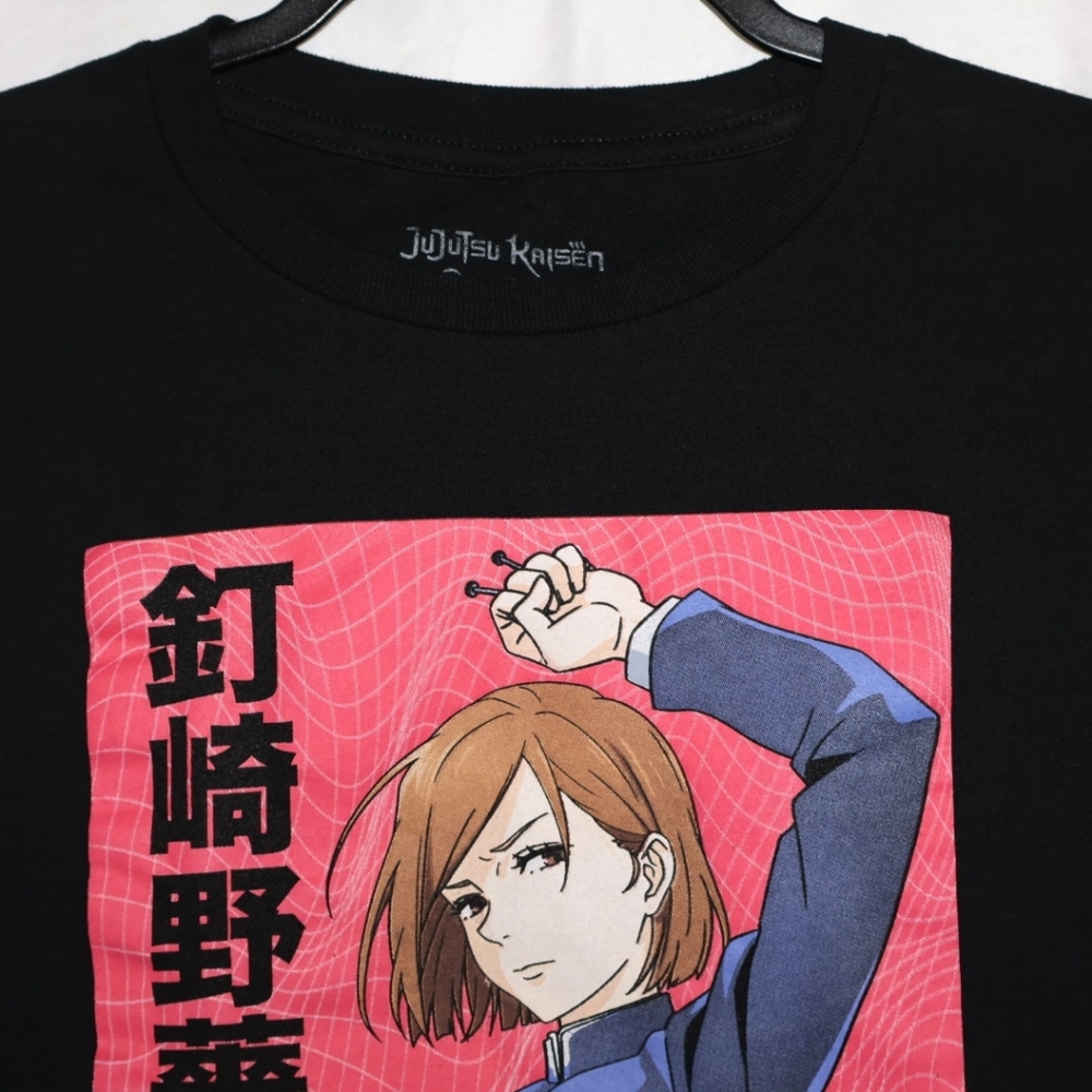 Crunchyroll Jujutsu Kaisen Nobara Unisex Short Sleeve Black T-shirt. - Picture 2 of 5